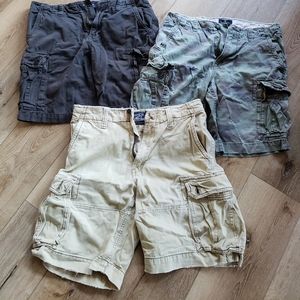 3 pair men's cargo shorts American eagle waist 32"